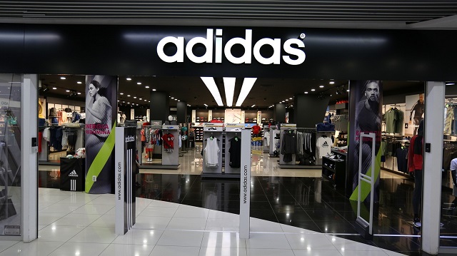 adidas chisinau costume sportive adidas chisinau costume sportive